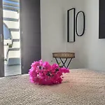 Willa Calm House