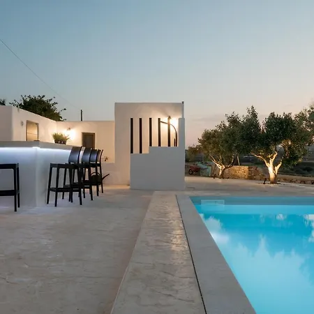 Calm House * Nausa