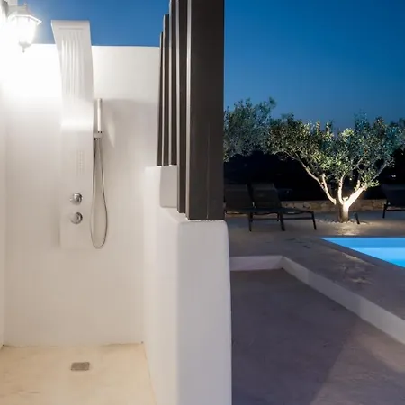 Calm House Villa *
