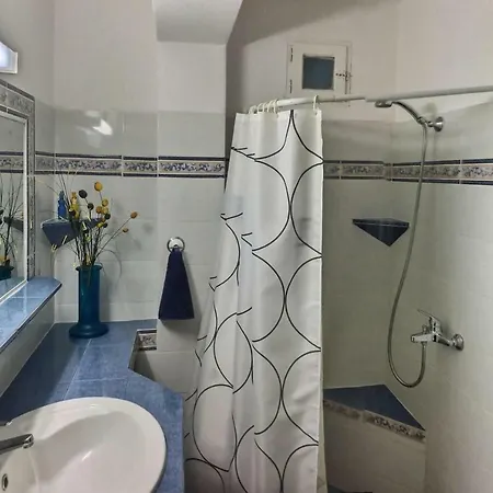 Calm House Naousa (Paros)